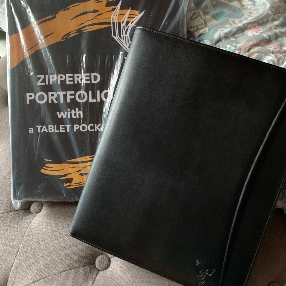 Portfolio zippered
